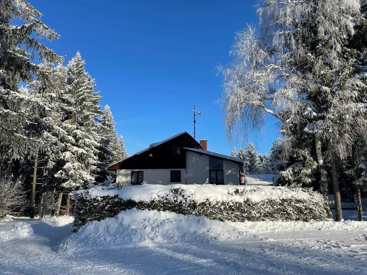 Hotel A Penzion Pegas Vlachovice Eksteriør bilde