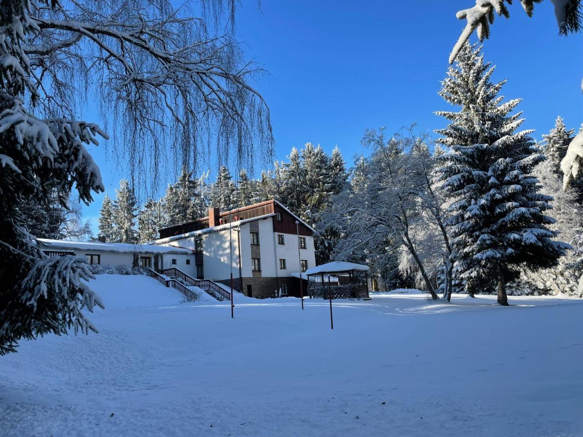 Hotel A Penzion Pegas Vlachovice Eksteriør bilde