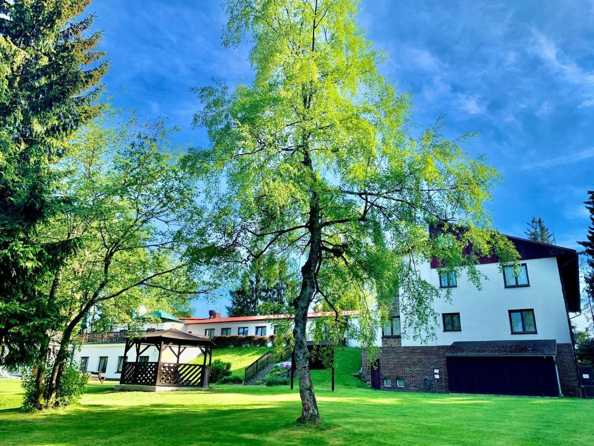 Hotel A Penzion Pegas Vlachovice Eksteriør bilde