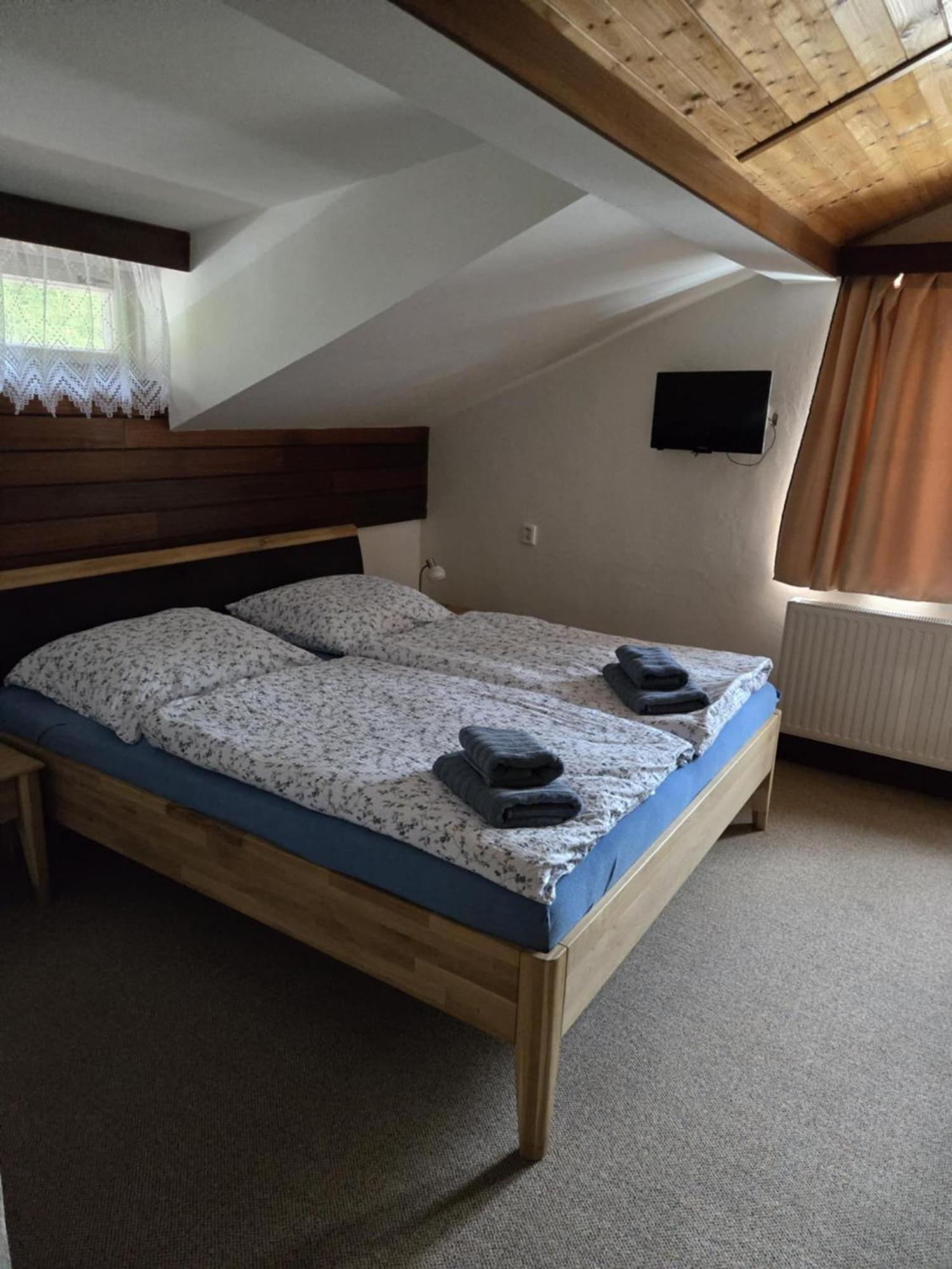 Hotel A Penzion Pegas Vlachovice Eksteriør bilde